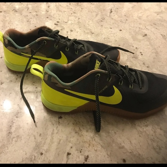 nike metcon size 12